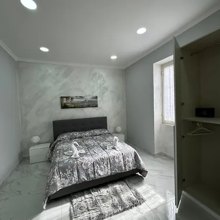 Apartman Vesuvius House