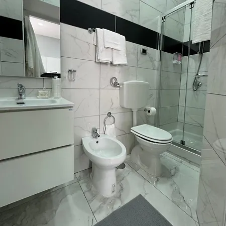 Vesuvius House Apartman *